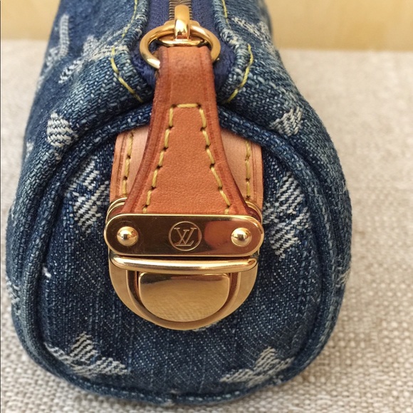 Louis Vuitton Denim Pochette Case - Picture 5 of 15